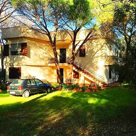 Dei Pini Iun S3571 Διαμέρισμα