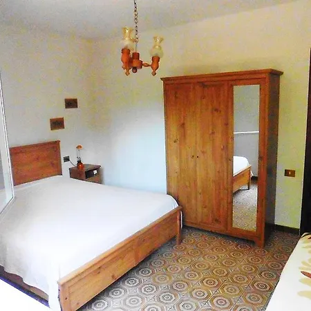 Dei Pini Iun S3571 Apartment *